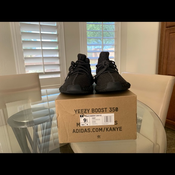 adidas Yeezy Boost 350 Static Blacks Reflective - Picture 2 of 8